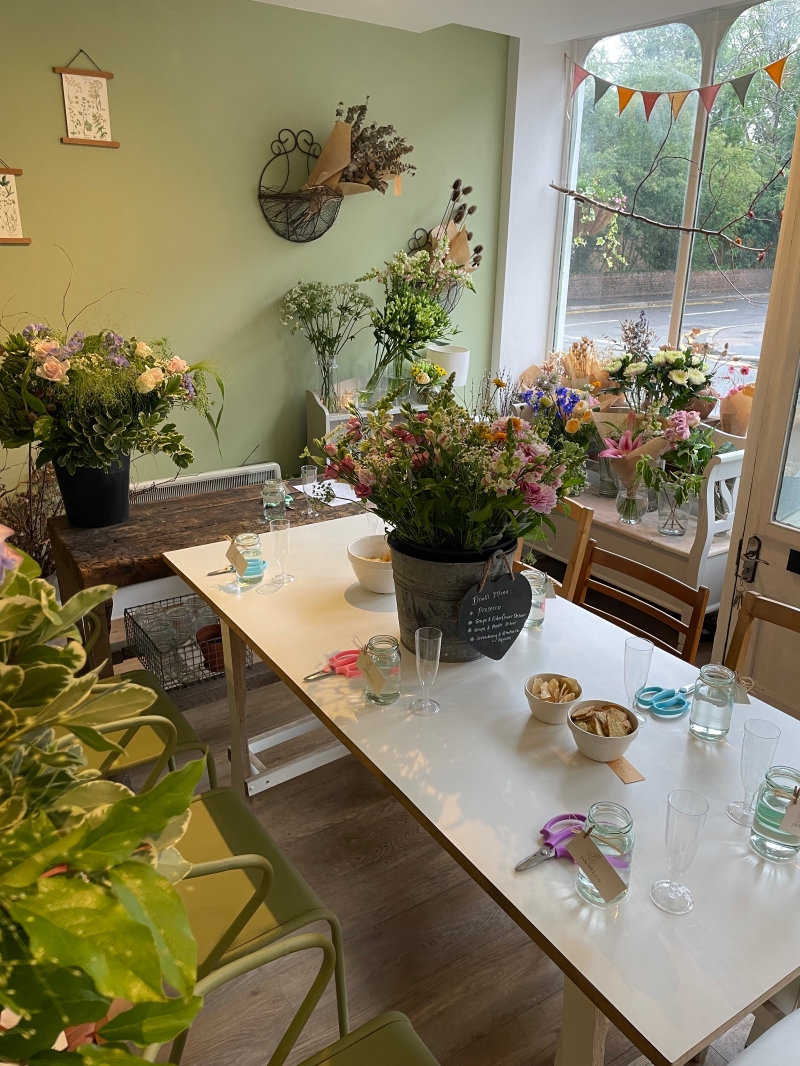 January Blues Floral Workshop