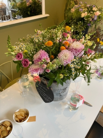 January Blues Floral Workshop
